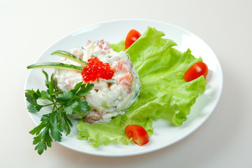 Salad with salmon and roe