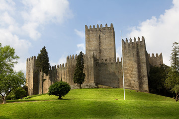 Fototapeta na wymiar Guimaraes Castle, and surrounding park, in the north of Portugal