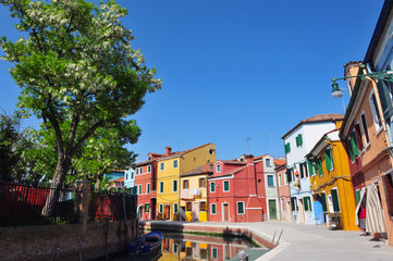 Fototapeta na wymiar Kolorowe Burano, Włochy