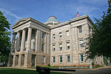 Fototapeta na wymiar State Capitol, Raleigh