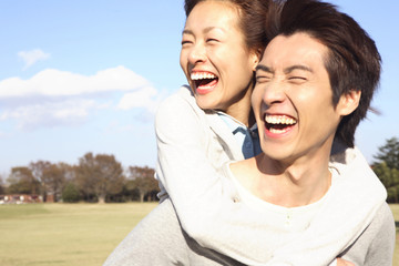 48 472 Couple Smile Japanese Wall Murals Canvas Prints Stickers Wallsheaven