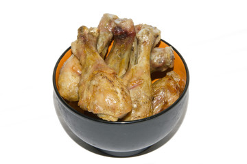 grilled chiken in the black plate