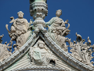 Obraz premium Venice - the upper facade of the Cathedral of the St Mark