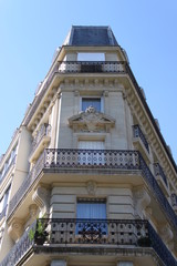 Immeuble du quartier du Palais-Bourbon à Paris  
