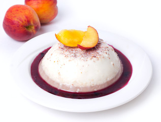 Panna-cotta with peach