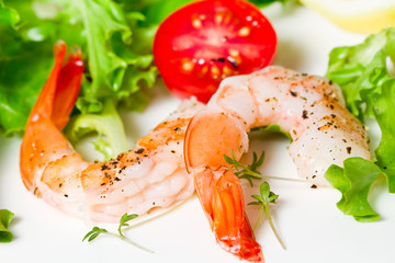 Garnelen mit Salat