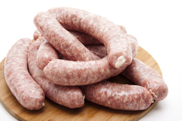 Grobe rohe Bratwurst