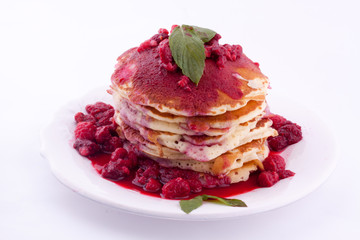 pancakes with raspberry sauce