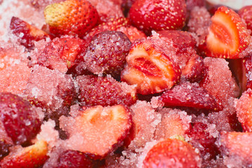 strawberries with sugar