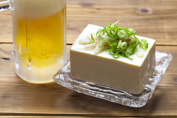 冷奴と生ビール