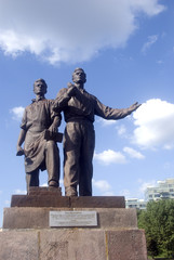 Fototapeta premium Socialist statue on Green Bridge, Vilnius, Lithuania