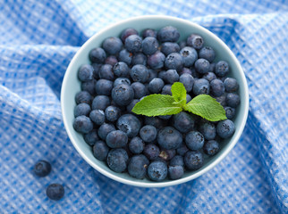 fresh blueberry in bowl