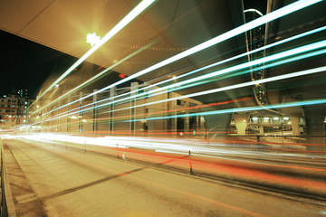Fototapeta na wymiar traffic downtown at night