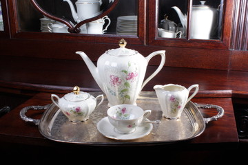Old porcelain on silver trace