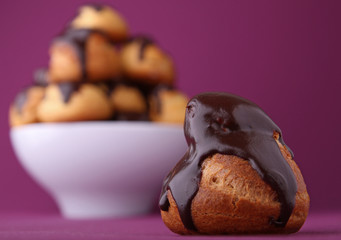 profiterole au chocolat