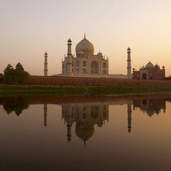 Fototapeta na wymiar Taj Mahal from north bank of Yamuna river at sunset.