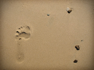 beach foot prints