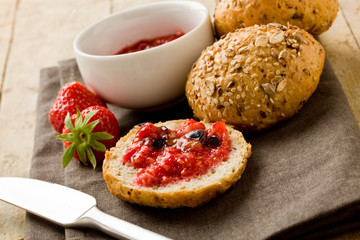 Marmellata ai frutti di bosco