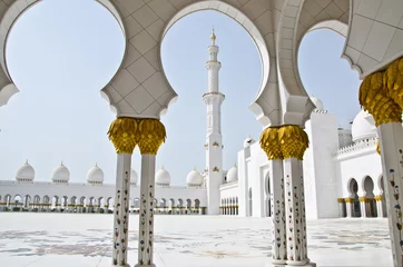 Fotobehang Sjeik Zayed-moskee in de stad Abu Dhabi © Mahmoud Rahall