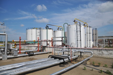 Obraz premium oil tanks