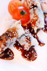 chinese rolls with salmon