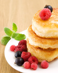 Pancakes with berries