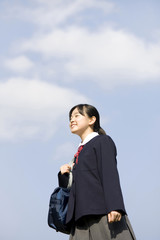 通学中の女子中学生