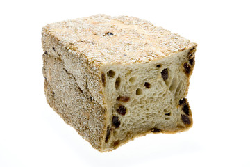 ゴマと干しブドウのパン