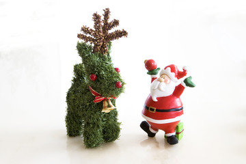 クリスマスのトナカイとサンタクロース