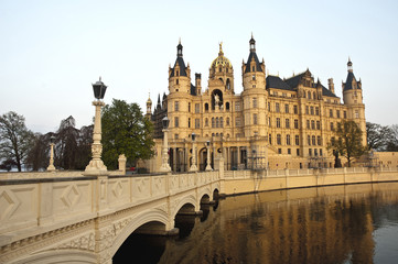 Fototapeta na wymiar Schwerin Schweriner Schloss