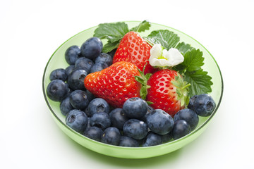 ブルーベリーとイチゴ