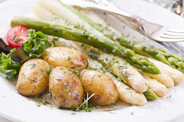 Spargel mit Kartoffeln