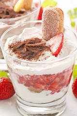 Erdbeerdessert