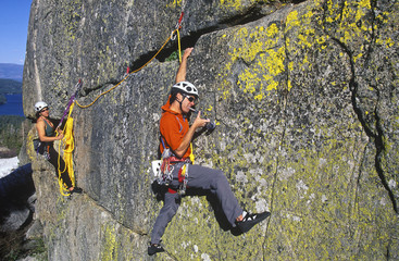 Obraz premium Team of climbers reaching the summit.