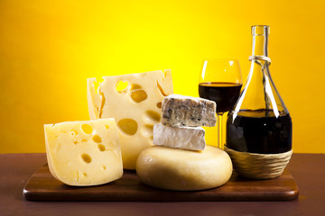 Red wine and cheese