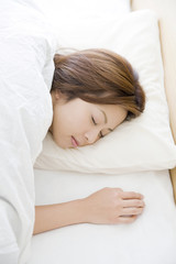 Fototapeta na wymiar kobieta śpi