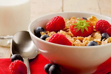 Corn Flakes con frutti di bosco