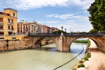 Puente Viejo über Rio Segura in Murcia, Spanien