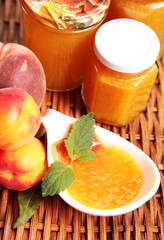 Marmelade aus Steinobst