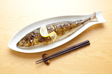焼き魚アジ