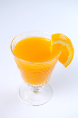 orange juice with slices of orange