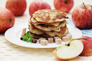 apple pancakes