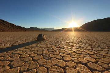 Afwasbaar fotobehang Prachtige zandduinformaties in Death Valley, Californië © Katrina Brown