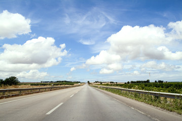 cielo con nuvole su stada di comunicazione
