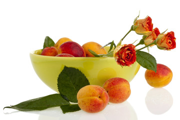 Apricots in greel bowl