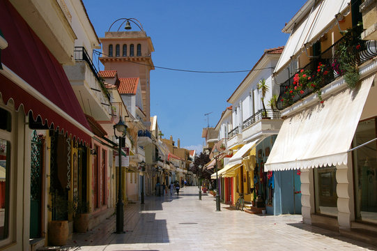 Ruelle commer&ccedil;ante pi&eacute;tonne.