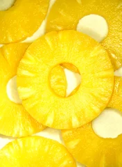 Deurstickers Plakjes fruit Ananas