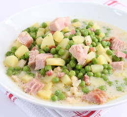 Erbsensuppe mit Kassler