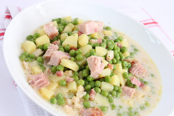 Erbsensuppe mit Kassler