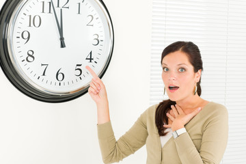 Timing - Surprised face businesswoman casual